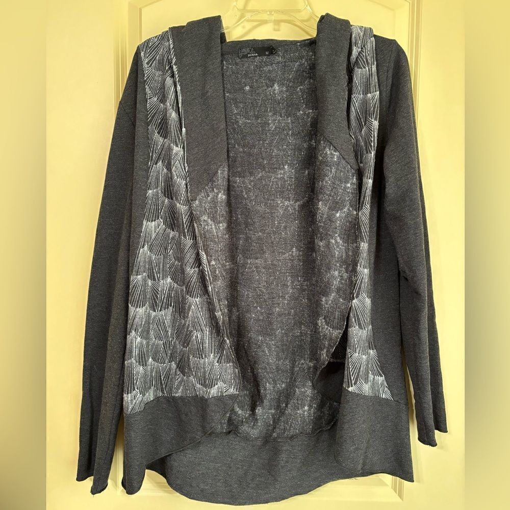 prAna Hooded Open Front Cardigan - Gray and White - No Pockets‎ - Size Medium